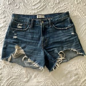A&F Mid Rise Boyfriend Shorts